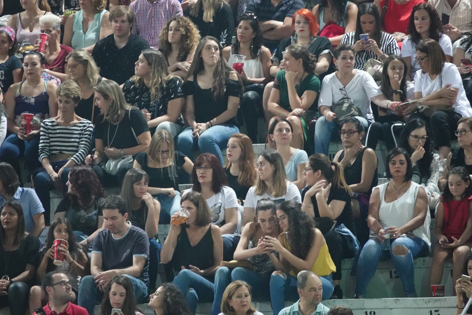 Promento Tour ha sido un éxito a su paso por la ciudad, lleno de nuevo en la Plaza de Toros.