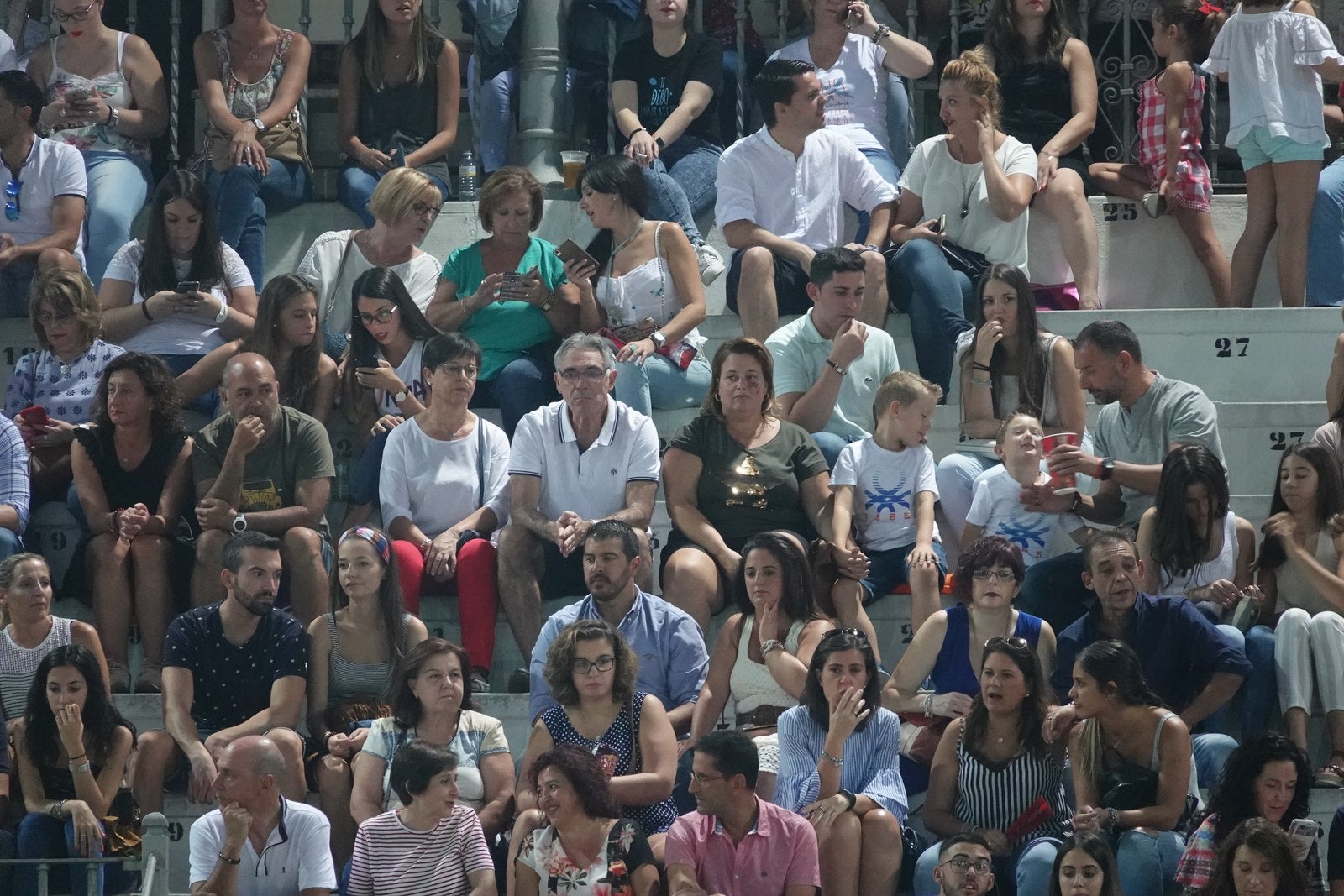 Promento Tour ha sido un éxito a su paso por la ciudad, lleno de nuevo en la Plaza de Toros.
