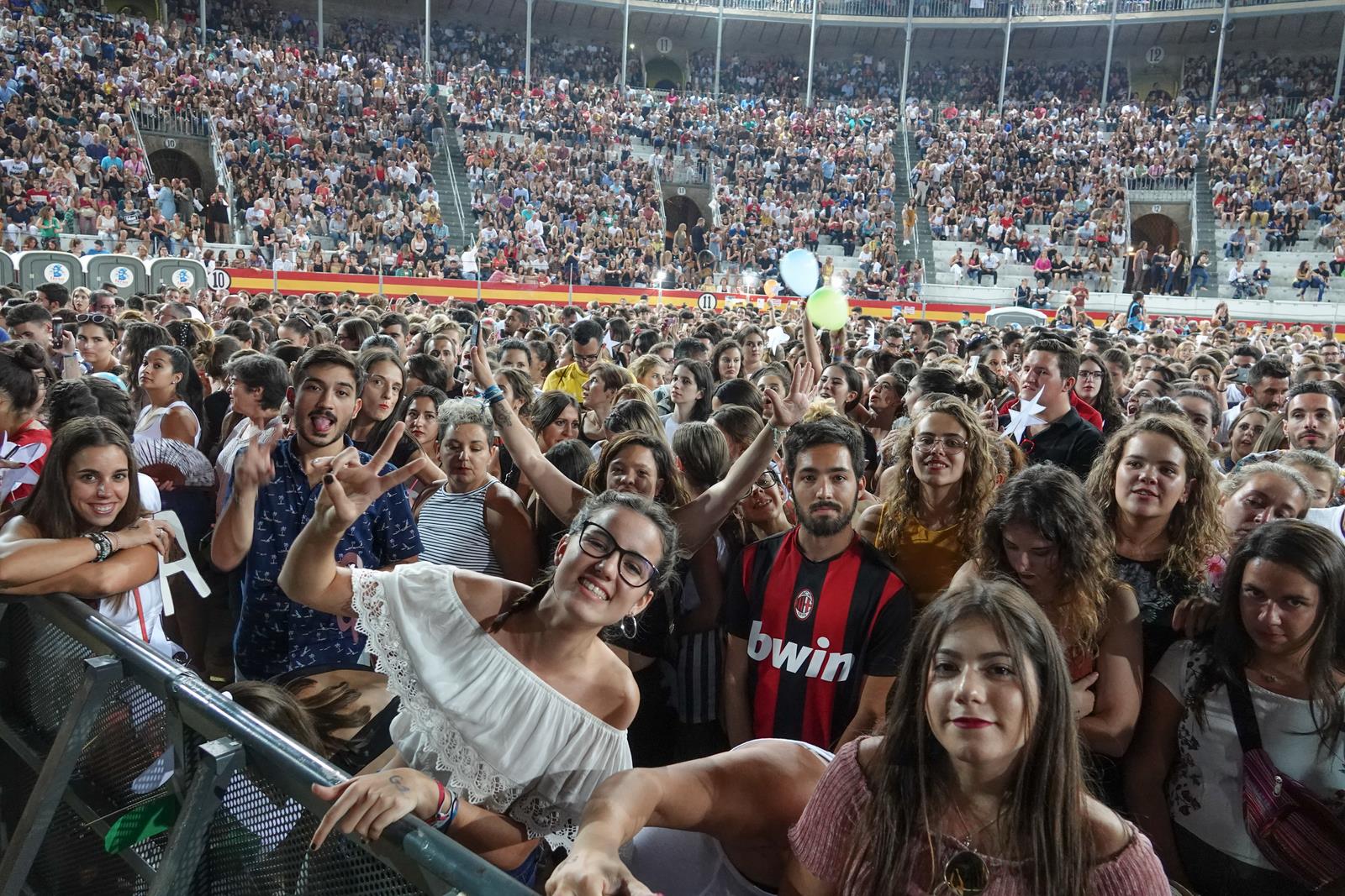 Promento Tour ha sido un éxito a su paso por la ciudad, lleno de nuevo en la Plaza de Toros.