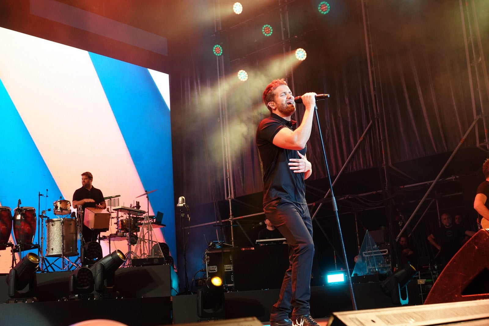 Promento Tour ha sido un éxito a su paso por la ciudad, lleno de nuevo en la Plaza de Toros.