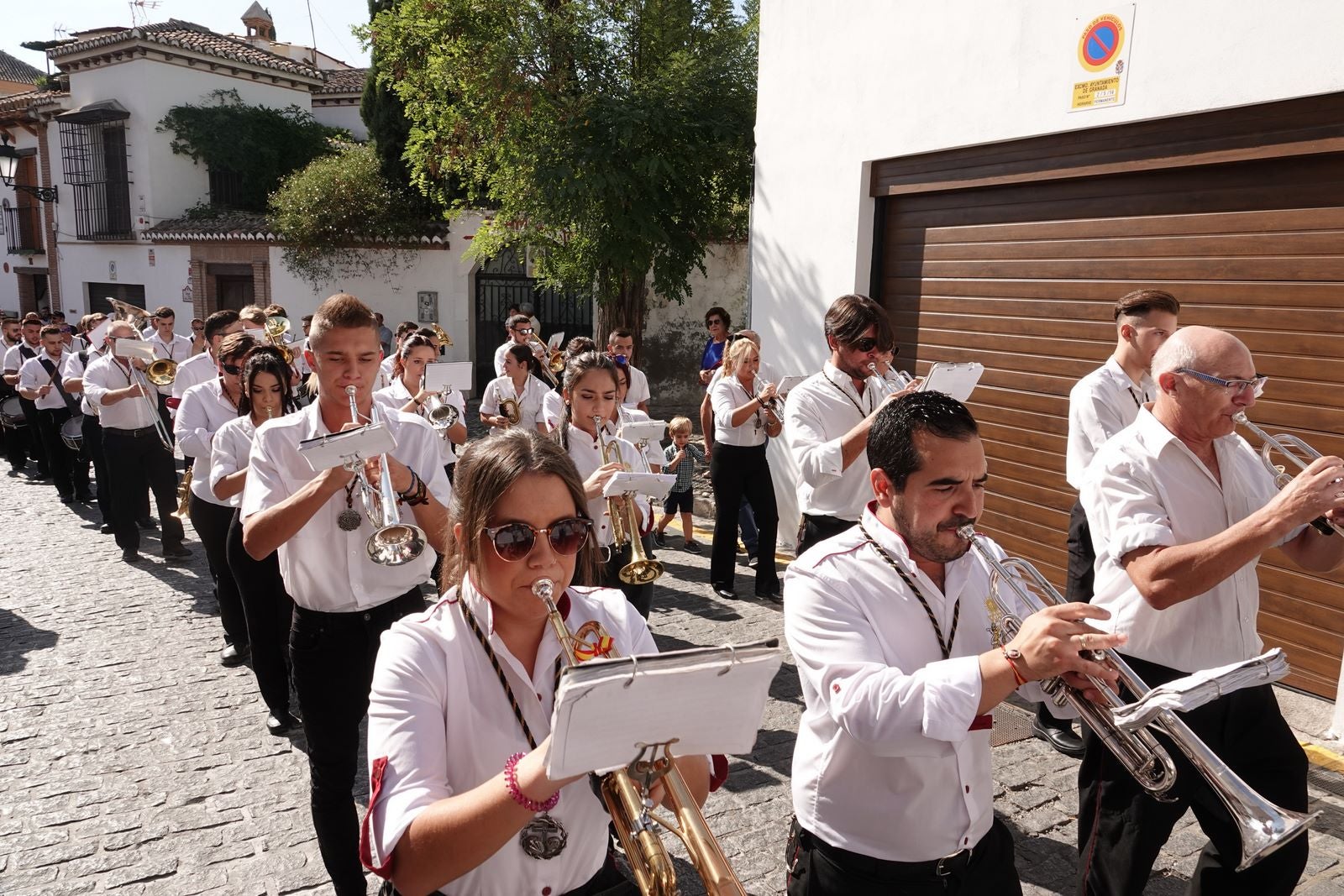 Romería desde la Iglesia del Salvador hacia el Cerro de San Miguel