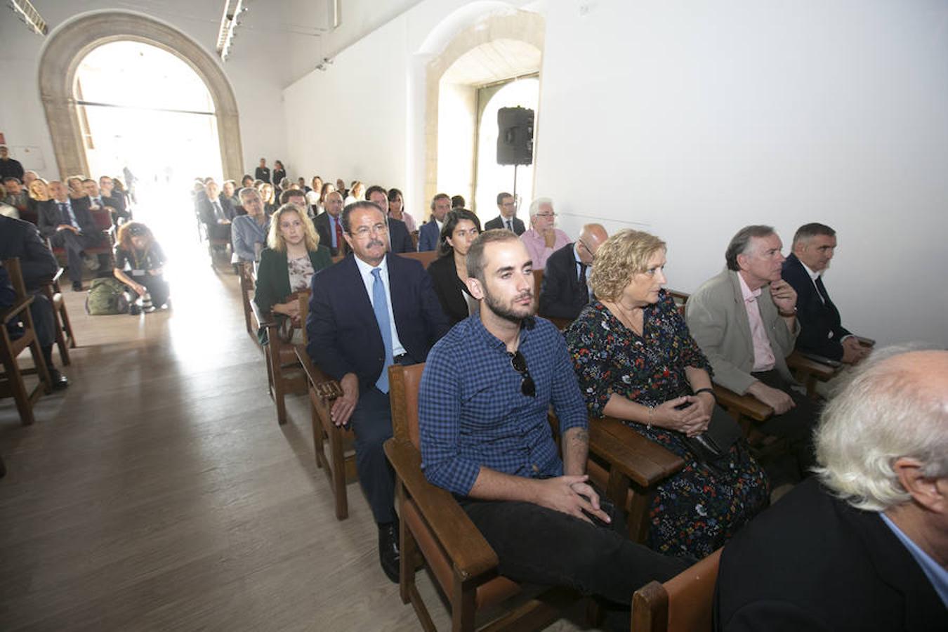 Emilio Gayo se ha declarado «impresionado» y «orgulloso» por la labor de la UGR 