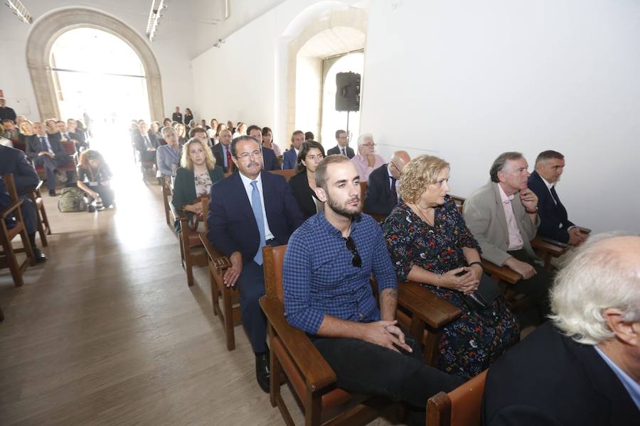 Emilio Gayo se ha declarado «impresionado» y «orgulloso» por la labor de la UGR 