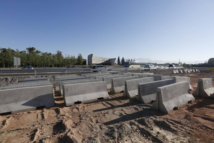 Se ha habilitado un gran desvío en la A-92G con dos carriles en cada sentido 