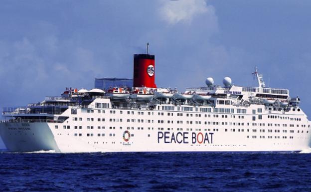 El 'Barco de la Paz' desembarcará el martes en Motril con unos 1.200 cruceristas