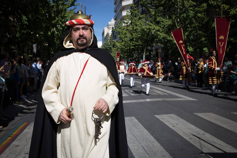 Ambiente de fiesta en las calles de la capital 