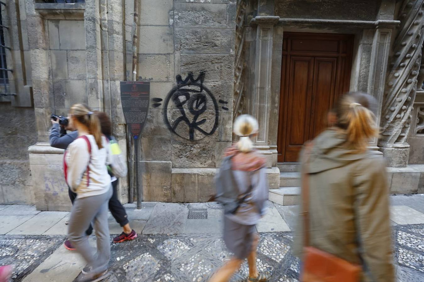 Este es el aspecto que presentaba la fachada del monumento.