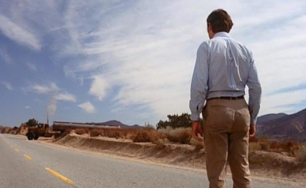 Imagen principal - Tres fotogramas de 'El diablo sobre ruedas'.