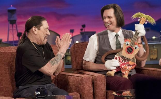 Danny Trejo y Jim Carrey, en 'Kidding'.