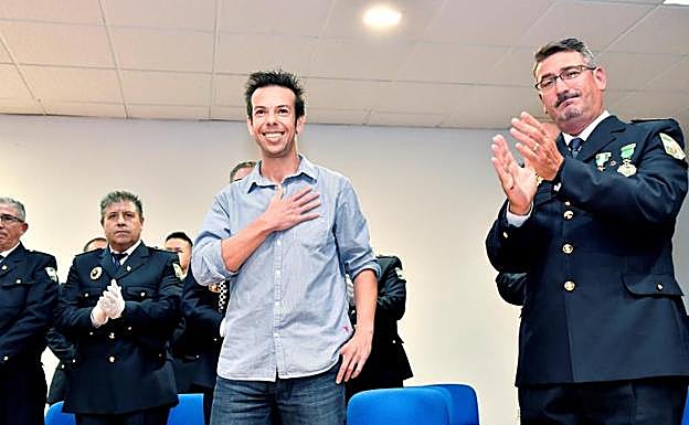 Imagen principal - Acto en Campohermoso (Níjar) esta mañana. 