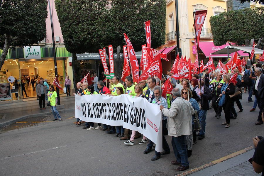 «¡Cemex no se cierra, antes a la guerra!»