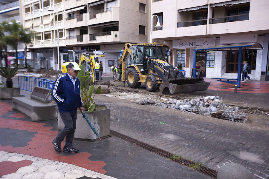 En apenas dos meses, «para Navidad» según la alcaldesa Trinidad Herrera, el paseo marítimo del Altillo, un lugar emblemático para Almuñécar, estrenará nueva imagen