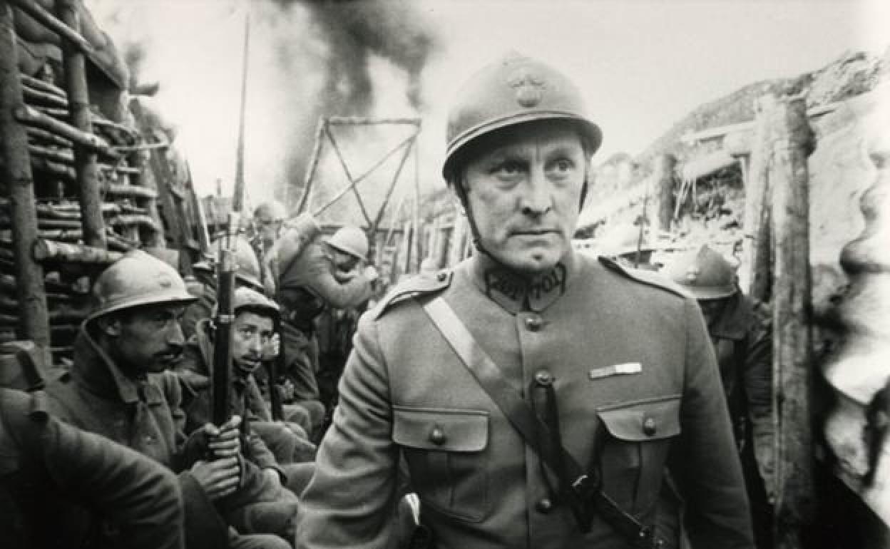 Kirk Douglas, en 'Senderos de gloria'.