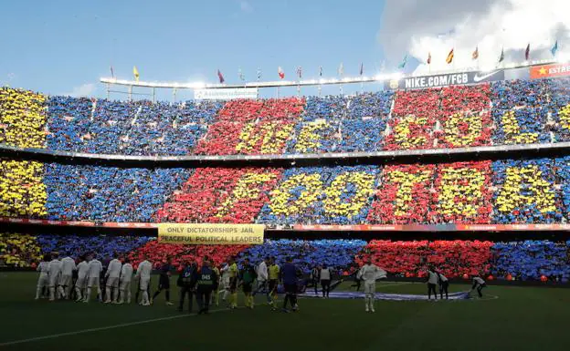 Vista del Camp Nou antes de un Barcelona-Real Madrid. 