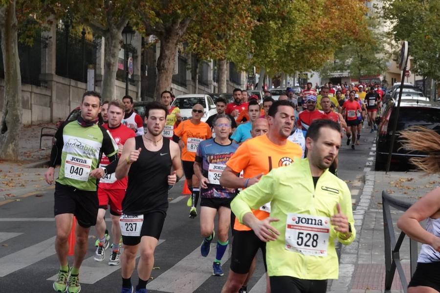 La tímida lluvia con la que se abrió la mañana dejó paso luego a un sol confortable para los más de 1.100 participantes