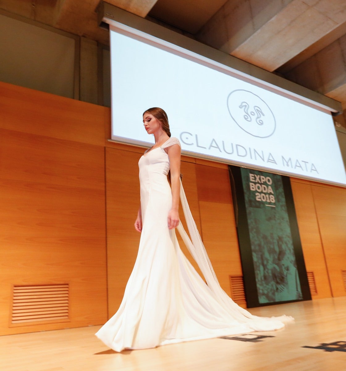 Este fin de semana se celebra Expo Boda, que ayer vivió su gran pasarela de trajes de novia