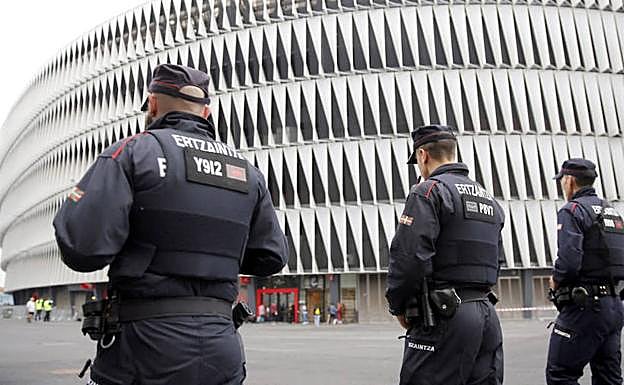 Un menor graba a su acosador con su móvil y consigue probar los hechos ante la Policía