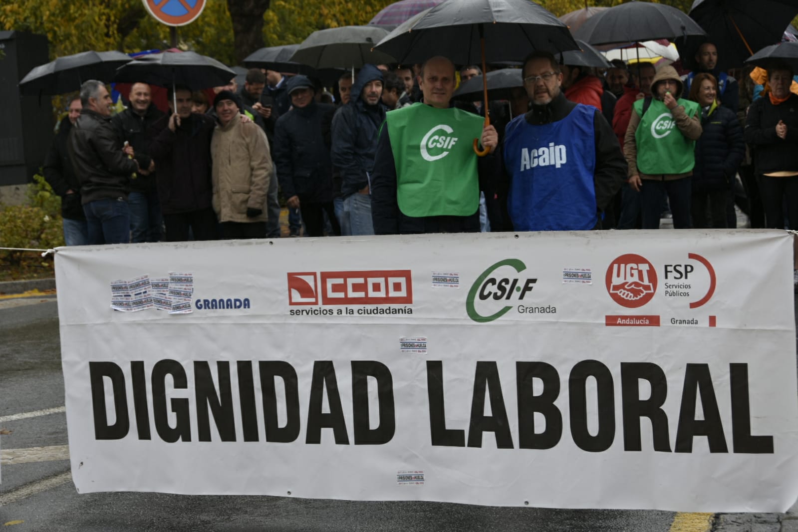 Su acción ha obligado a efectuar cortes tráfico en el distrito Beiro de la capital