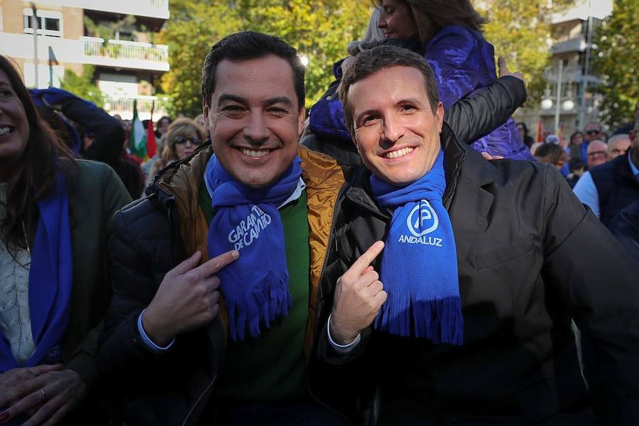 La capital granadina ha acogido un mitín del PP con la presencia estrella del presidente del partido