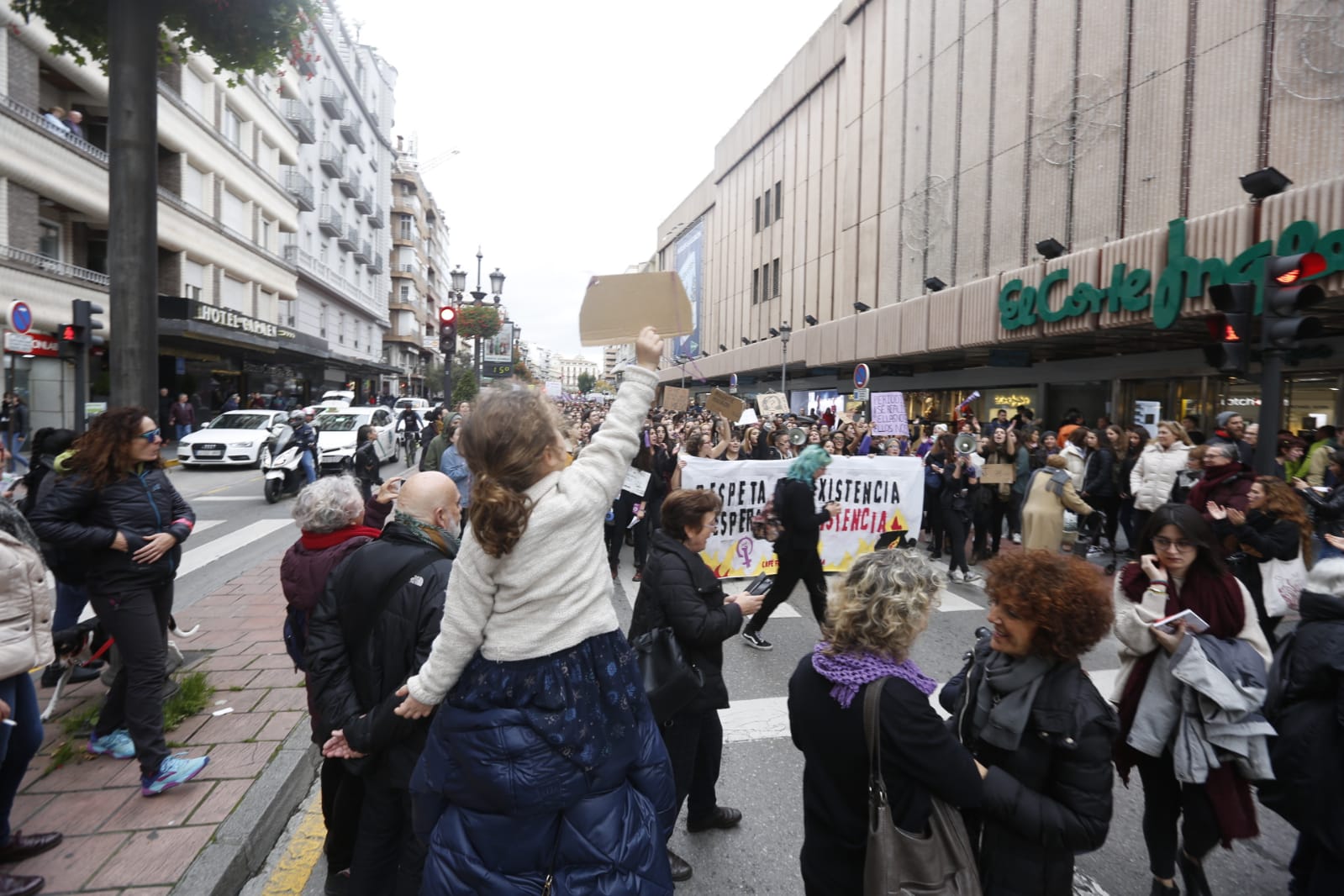 Más de 3.000 personas se manifiestan contra est lacra social