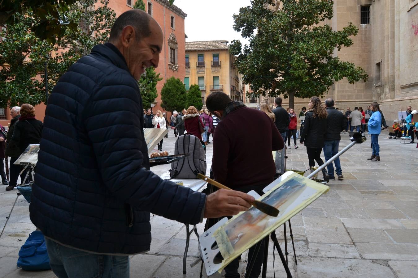 Un centenar de pintores de Andalucía Oriental celebraron el domingo, 25 de noviembre, el Día Mundial de la Acuarela, en el entorno de la Catedral de Granada