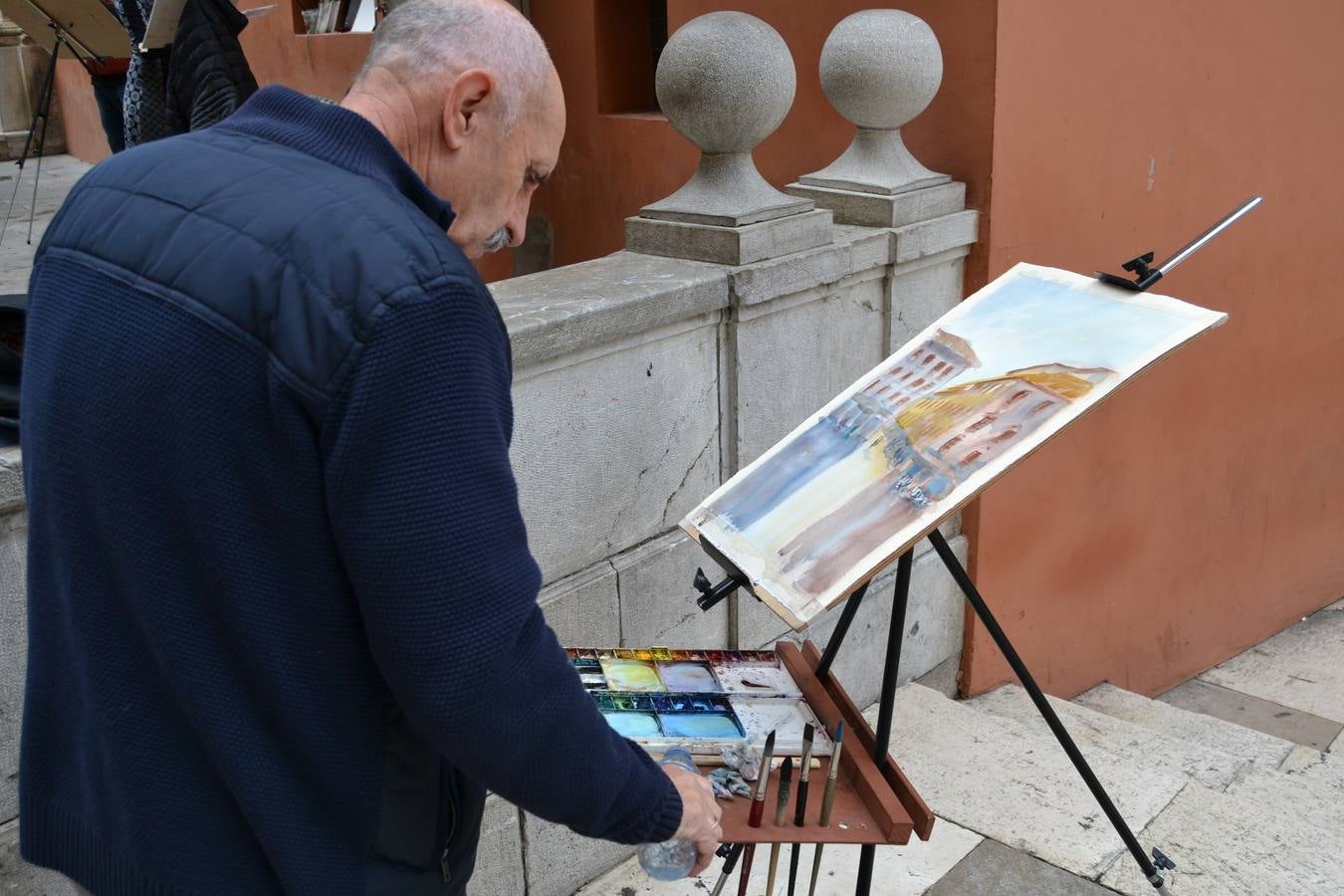 Un centenar de pintores de Andalucía Oriental celebraron el domingo, 25 de noviembre, el Día Mundial de la Acuarela, en el entorno de la Catedral de Granada