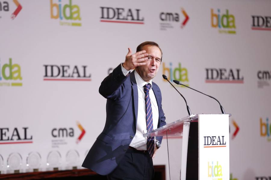 Preside María José Rienda y presenta Anne Igartiburu. 'Campeones', la película que hace pensar con una sonrisa, recibirá el premio especial 