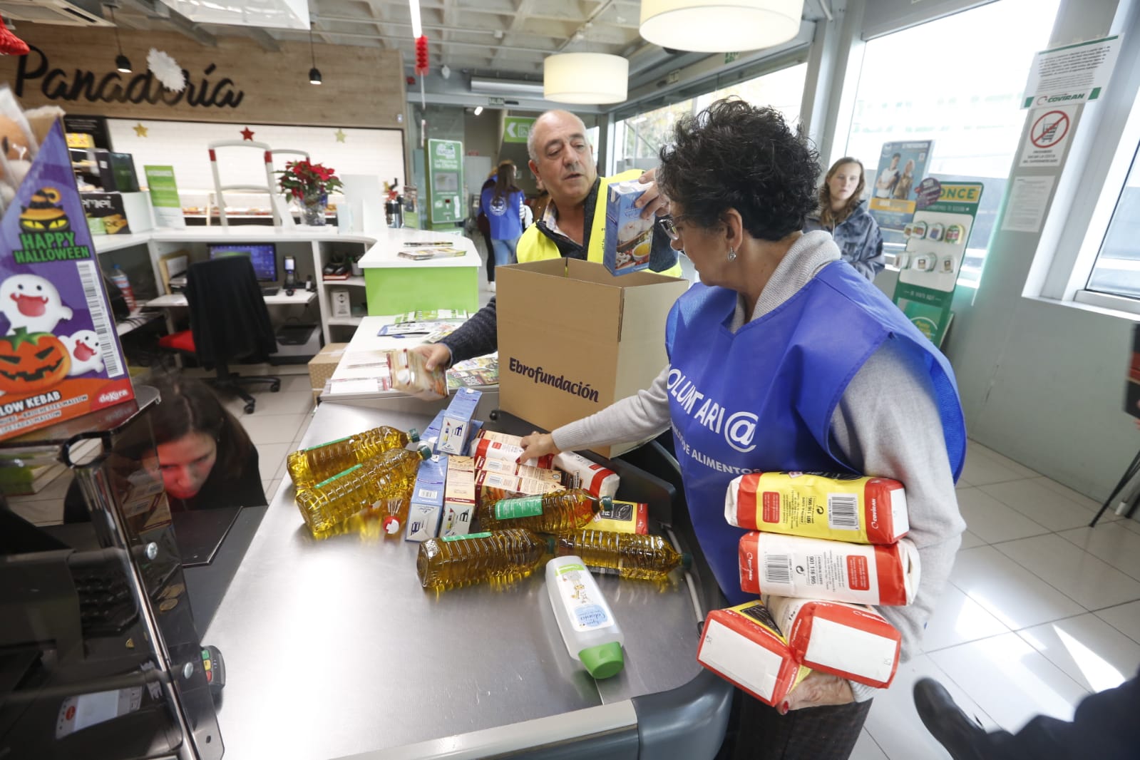 Más de 3.000 voluntarios y 450 tiendas participan en esta iniciativa del Banco de Alimentos