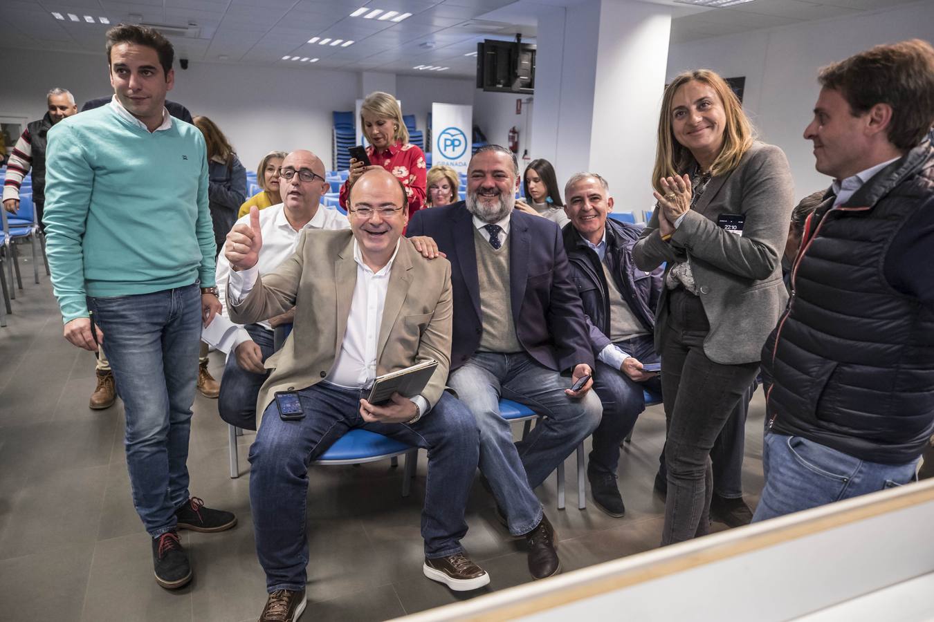 Repaso en instantáneas de una jornada intensa de elecciones en Granada