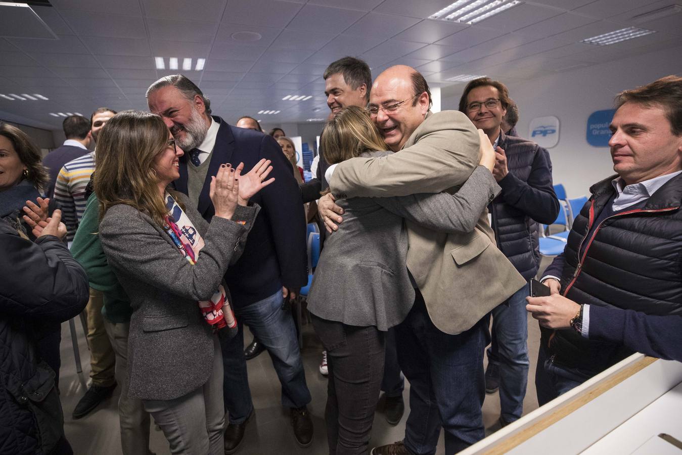 Repaso en instantáneas de una jornada intensa de elecciones en Granada