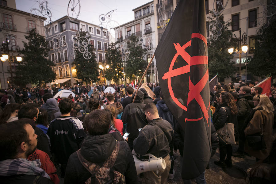 Consideran que «el motivo principal de que Vox haya llegado al Parlamento es que los partidos de izquierda no están unidos»