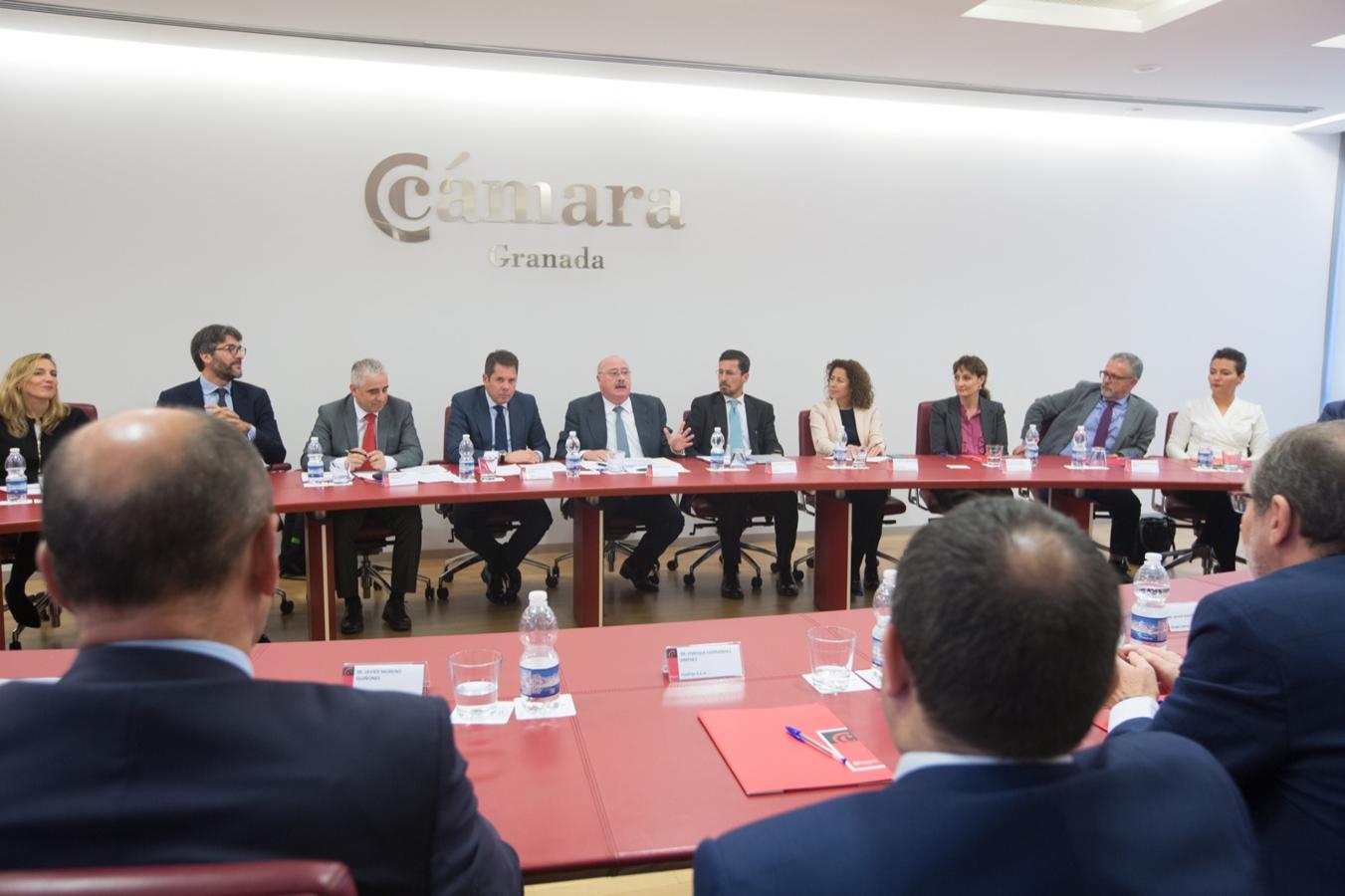 La Cámara de Comercio ha presentado este martes las conclusiones del foro de trabajo Directores Financieros Marco Emprendimiento y ha destacado que existen en la provincia «grandes empresas, especialmente en el sector de la tecnología y la biotecnología»