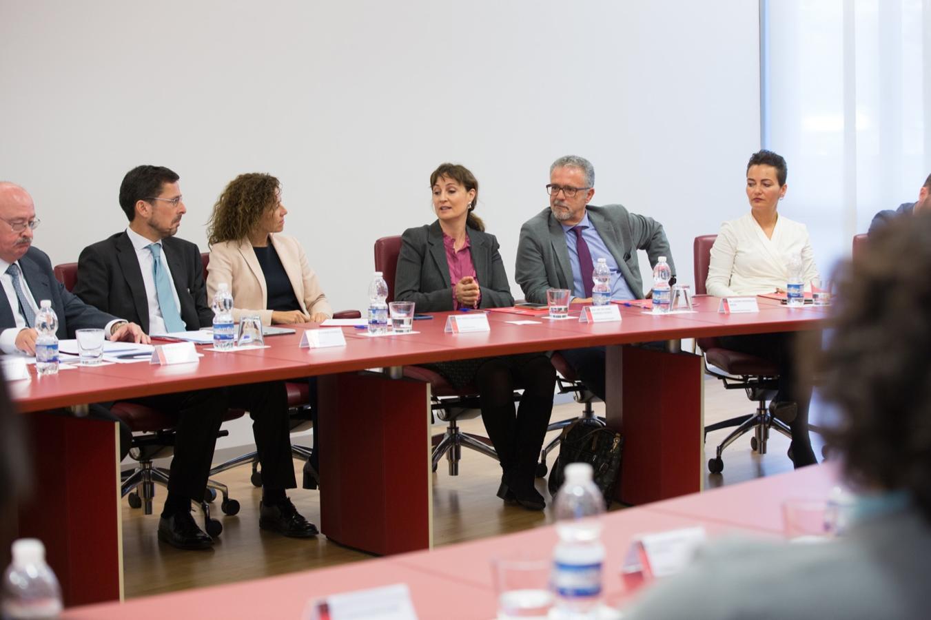 La Cámara de Comercio ha presentado este martes las conclusiones del foro de trabajo Directores Financieros Marco Emprendimiento y ha destacado que existen en la provincia «grandes empresas, especialmente en el sector de la tecnología y la biotecnología»