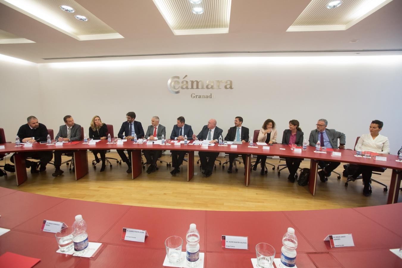 La Cámara de Comercio ha presentado este martes las conclusiones del foro de trabajo Directores Financieros Marco Emprendimiento y ha destacado que existen en la provincia «grandes empresas, especialmente en el sector de la tecnología y la biotecnología»