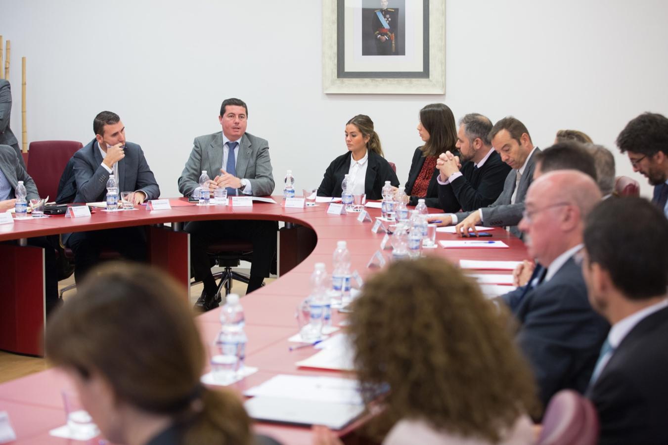 La Cámara de Comercio ha presentado este martes las conclusiones del foro de trabajo Directores Financieros Marco Emprendimiento y ha destacado que existen en la provincia «grandes empresas, especialmente en el sector de la tecnología y la biotecnología»