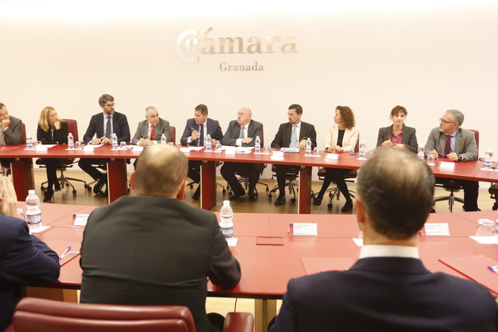 La Cámara de Comercio ha presentado este martes las conclusiones del foro de trabajo Directores Financieros Marco Emprendimiento y ha destacado que existen en la provincia «grandes empresas, especialmente en el sector de la tecnología y la biotecnología»