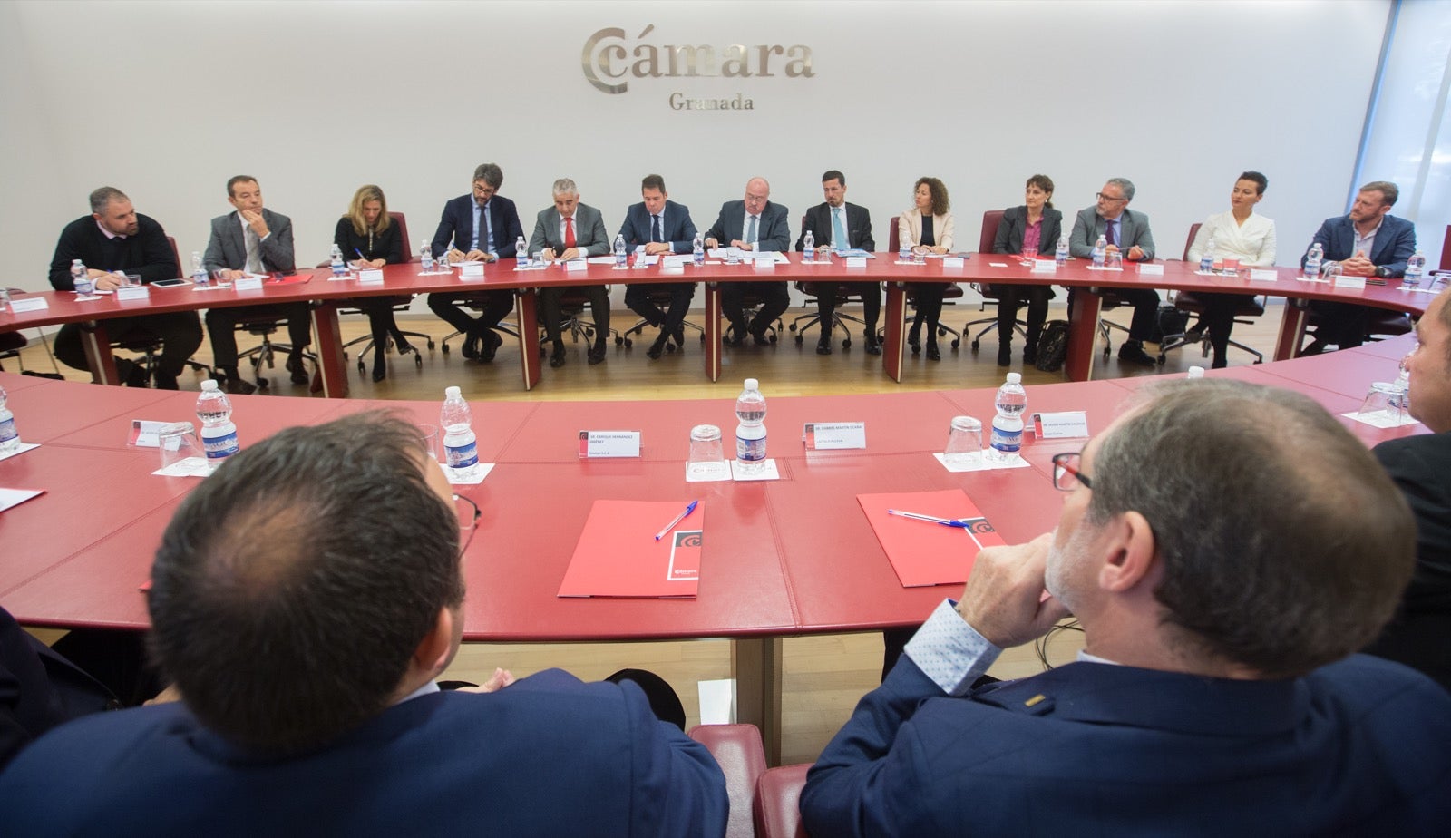 La Cámara de Comercio ha presentado este martes las conclusiones del foro de trabajo Directores Financieros Marco Emprendimiento y ha destacado que existen en la provincia «grandes empresas, especialmente en el sector de la tecnología y la biotecnología»