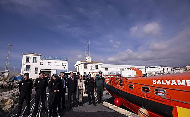 La fiscal superior de Andalucía y el jefe superior de Policía de Andalucía Oriental visitaron ayer el CATE