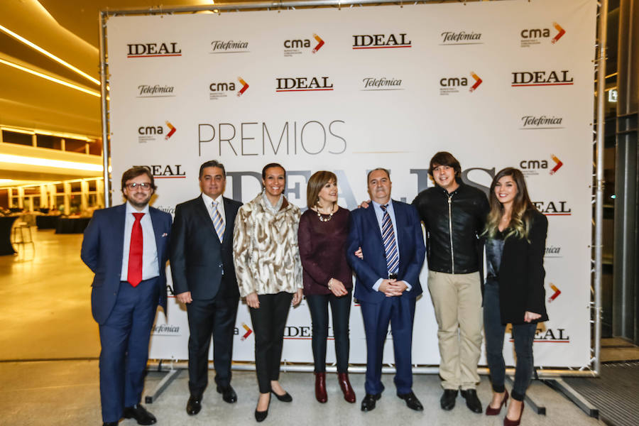 Personas de diferentes ámbitos de la sociedad granadina estuvieron en el Parque de las Ciencias para asistir al evento