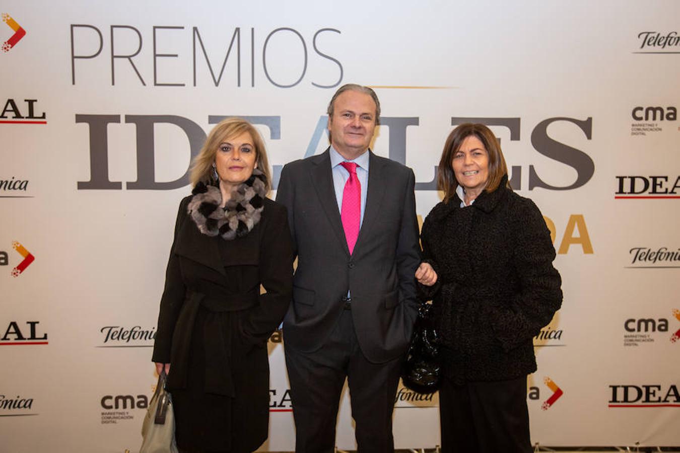 Personas de diferentes ámbitos de la sociedad granadina estuvieron en el Parque de las Ciencias para asistir al evento