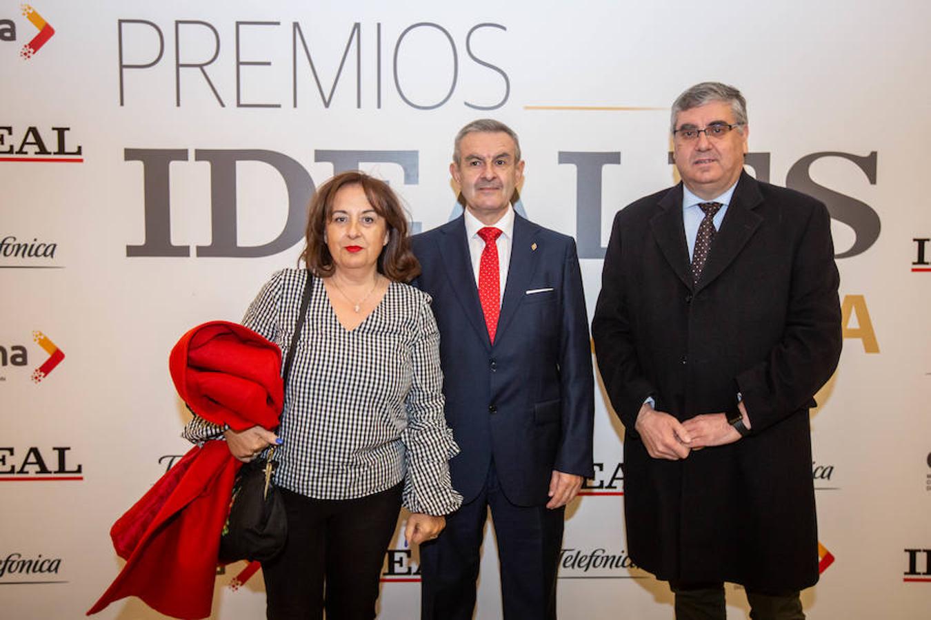 Personas de diferentes ámbitos de la sociedad granadina estuvieron en el Parque de las Ciencias para asistir al evento