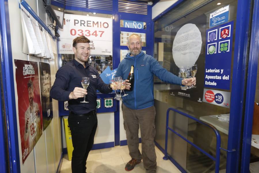 El primer premio, el tercero, uncuarto y algunos quintos, han dejado dinero en la provincia granadina