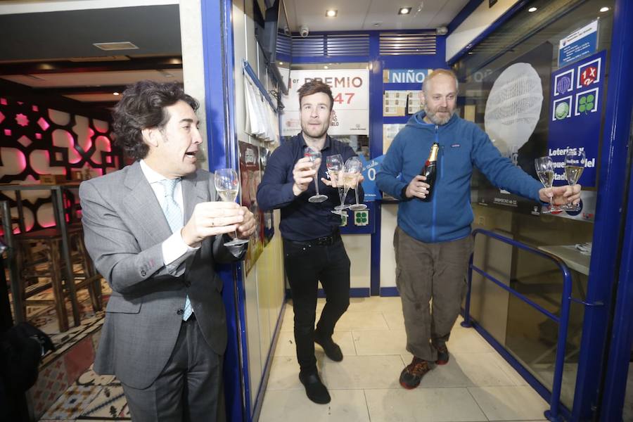 El primer premio, el tercero, uncuarto y algunos quintos, han dejado dinero en la provincia granadina