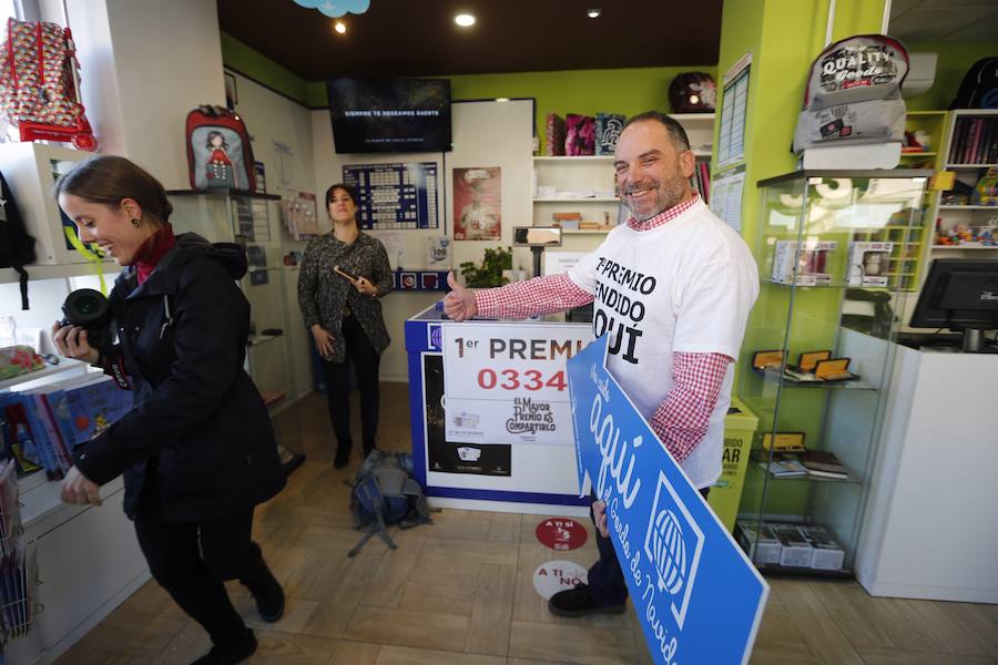 El primer premio, el tercero, uncuarto y algunos quintos, han dejado dinero en la provincia granadina