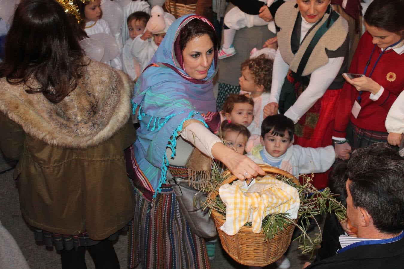 Cientos de personas participan en el Belén viviente de Jaén