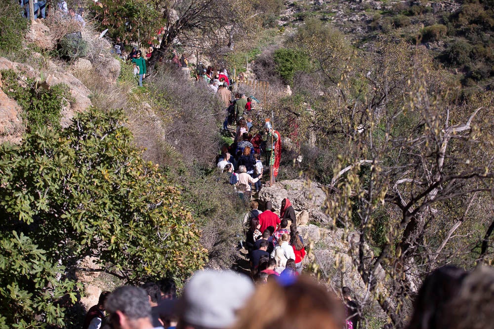 El anejo motrileño de Tablones ha vuelto a organizar su exitoso Belén Viviente, que el municipio 'utiliza' como reclamo turístico