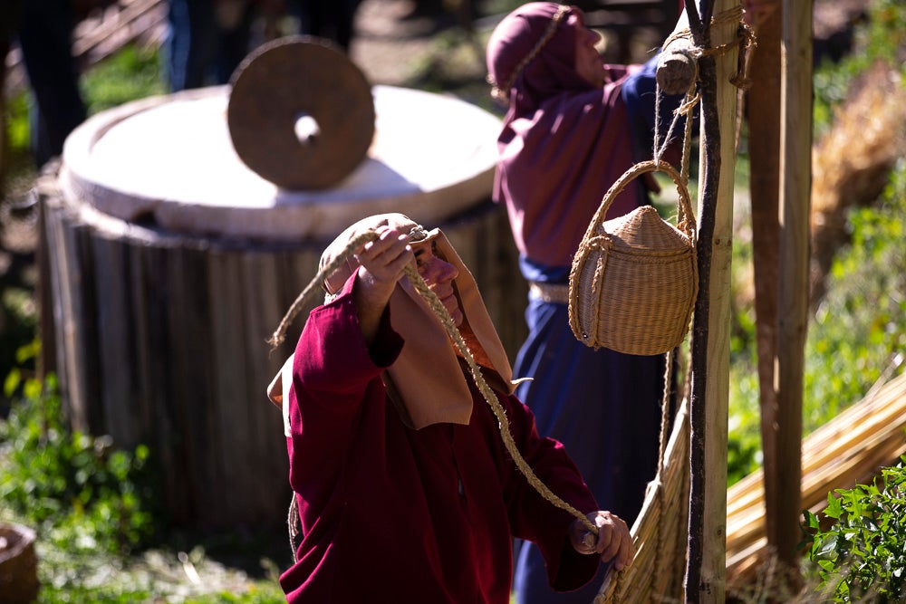 El anejo motrileño de Tablones ha vuelto a organizar su exitoso Belén Viviente, que el municipio 'utiliza' como reclamo turístico