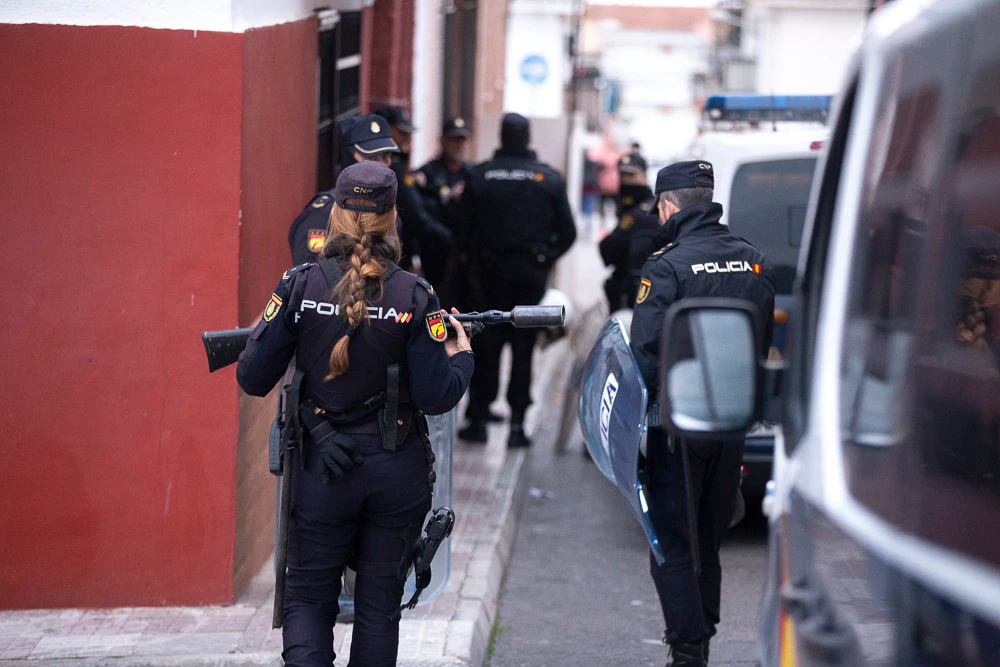 El dispositivo se ha montado esta tarde en la calle Calvario