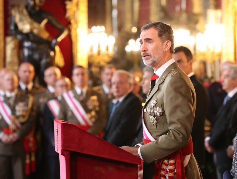 Los Reyes de España, Felipe VI y doña Letizia, presidieron la tradicional Pascua Militar junto a los ministros de Defensa y del Interior, Margarita Robles y Fernando Grande-Marlaska