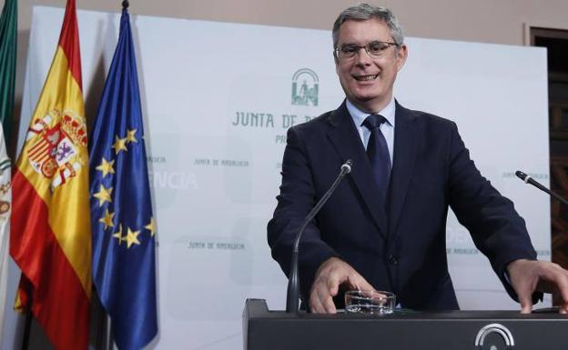 La Junta critica que se negocie sobre el futuro de Andalucía de forma «oculta y secreta»